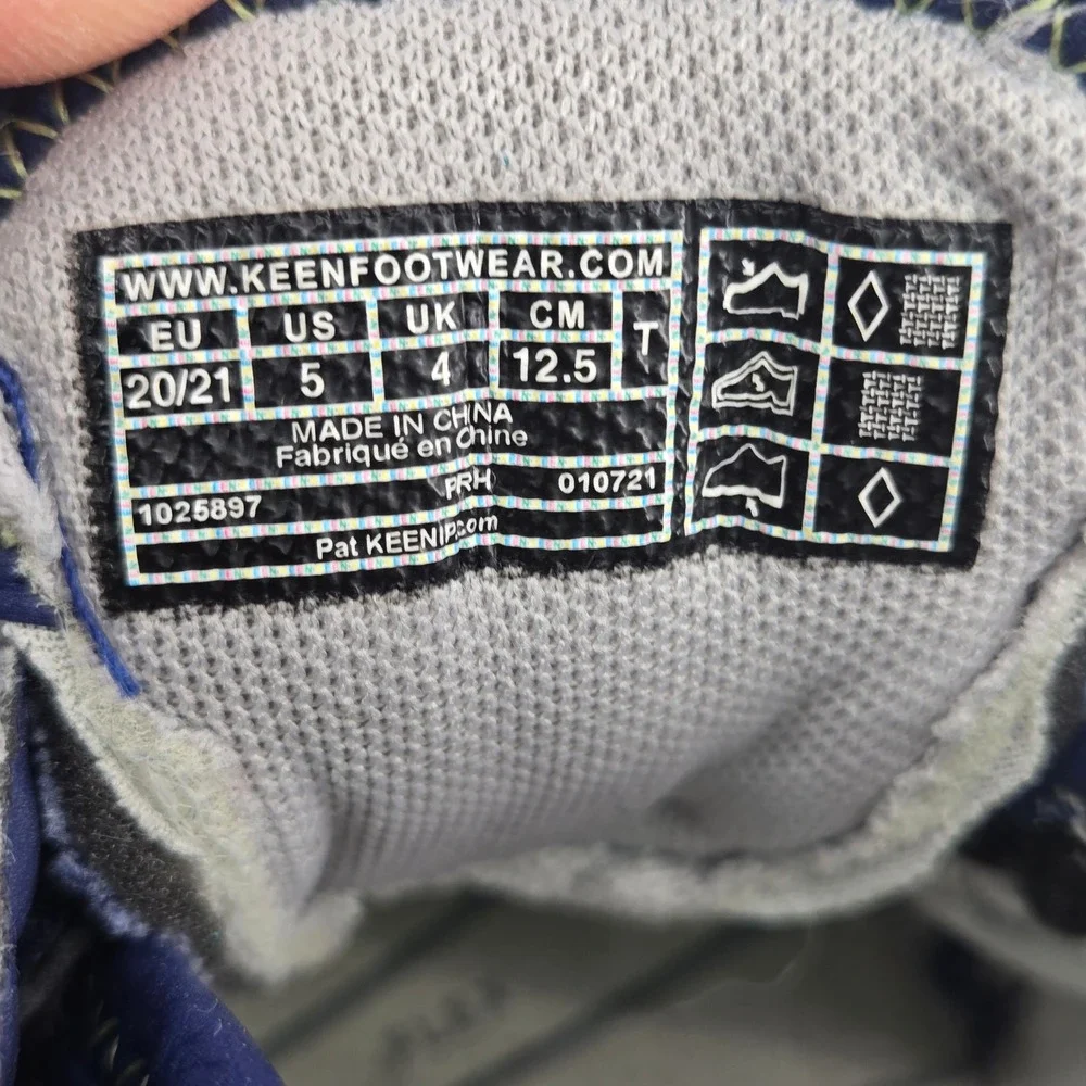 Keen keep small